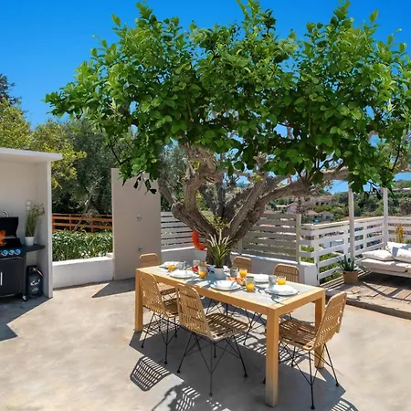 Observer By * Kypseli